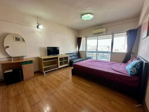 Condo for sale, Sriracha Place, cheap price, in the heart of the city, near Robinson Department Store