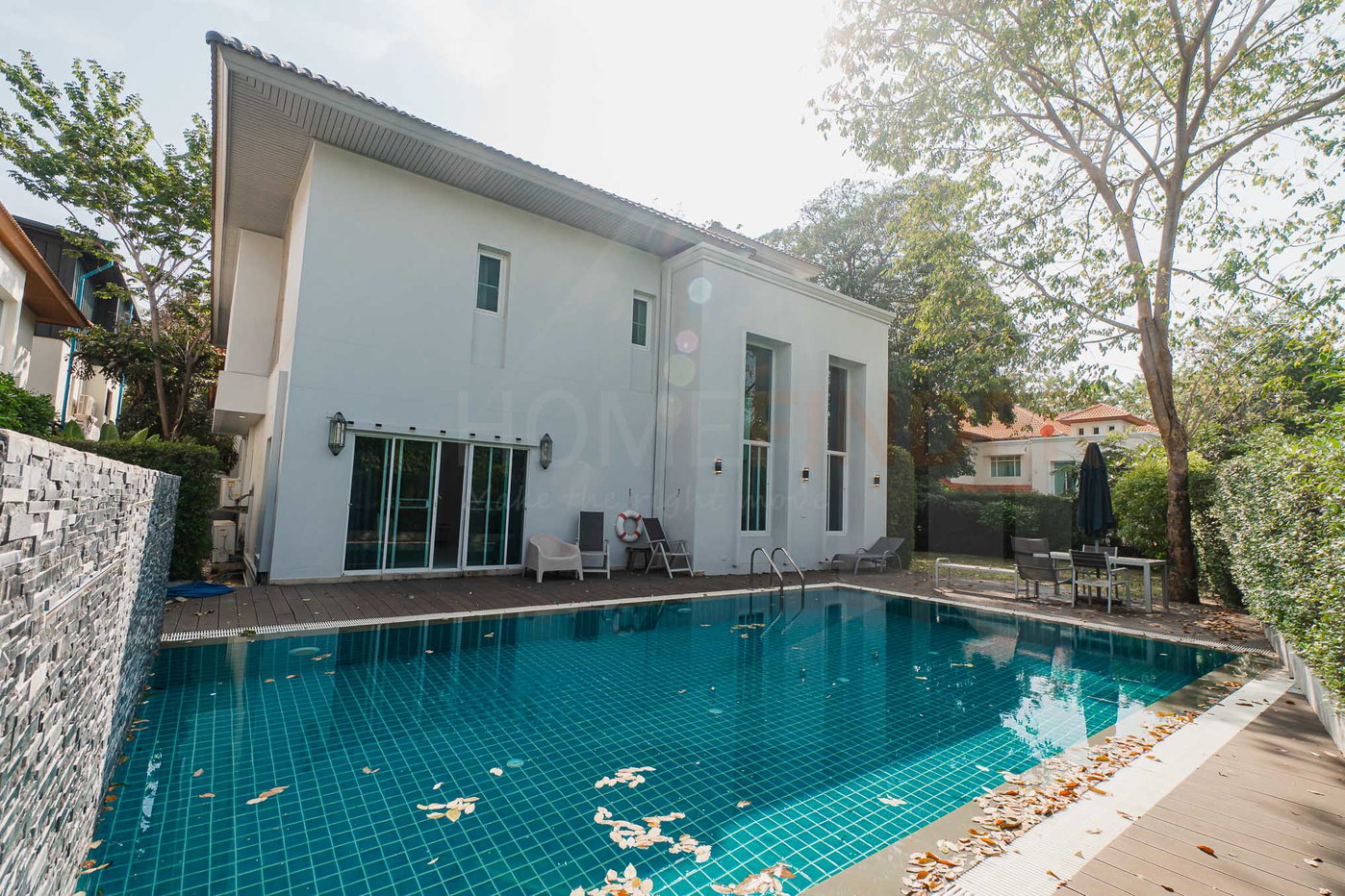 รูป Nichada Premier Place 1 5 bedrooms, for rent - รูปที่ 2/75