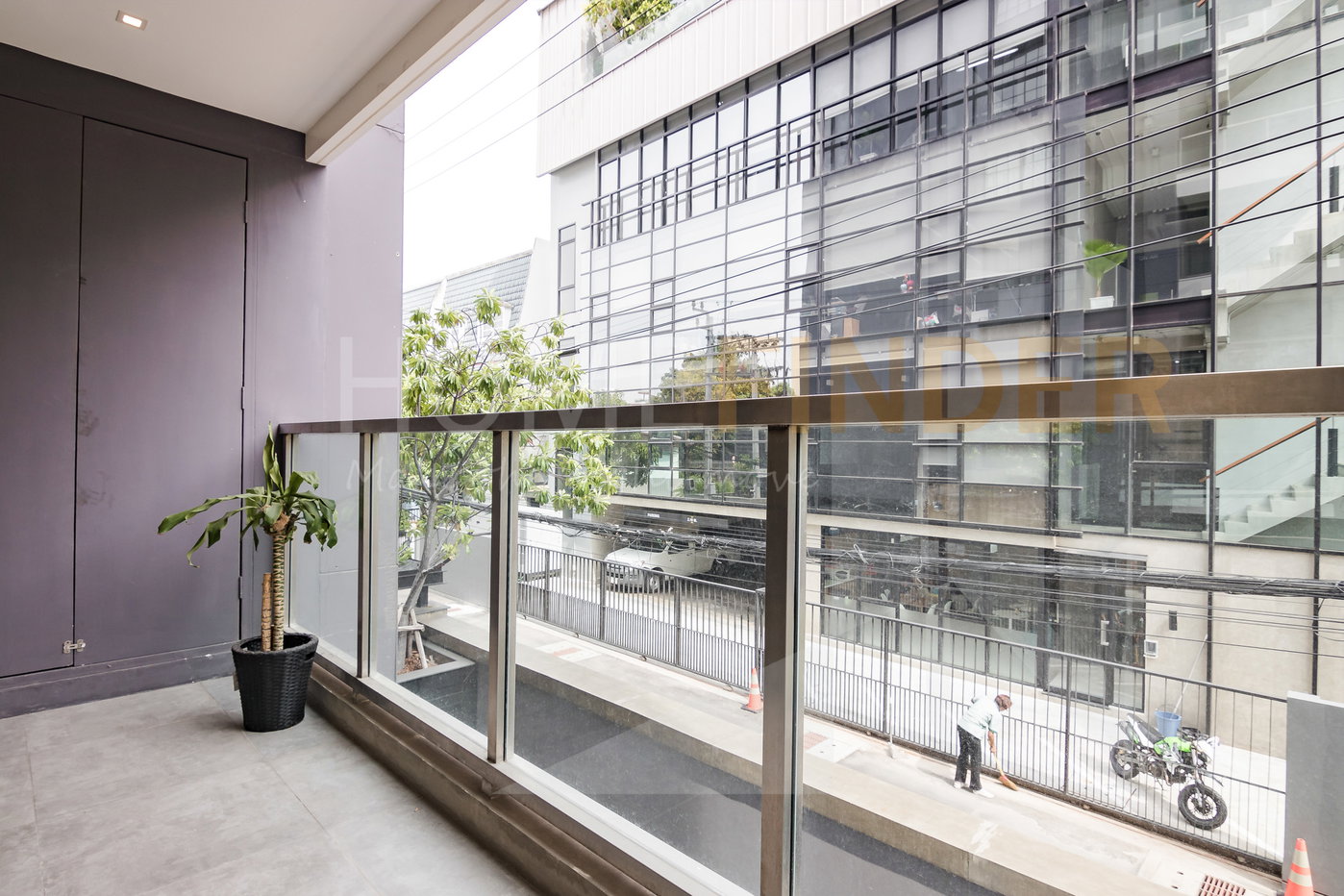 รูป Penthouse Condominium 2 4 bedrooms, for rent - รูปที่ 124/136