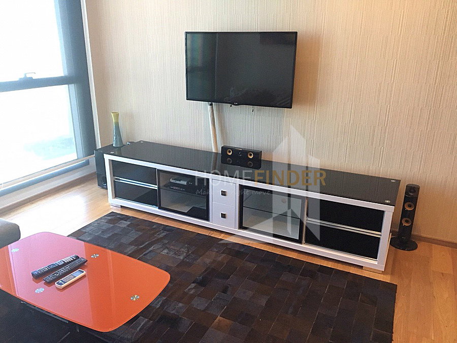 picture Hyde Sukhumvit 11 2 bedrooms, for rent - 10/11