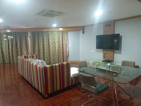 ให้เช่า ห้องคอนโด 2 ห้องนอน ที่ คอนโด East Tower Bangna, ติด ห้าง Central บางนา