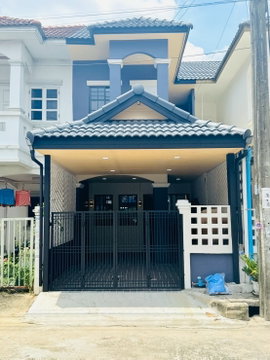 ทาวน์เฮ้าส์ แต่งใหม่ สวย กว้าง ทำเลดี หมู่บ้าน ศรีธราวรรณ พหลโยธิน54/1 แยก4-53 สายไหม ใกล้สนามบินดอนเมือง ทางด่วน