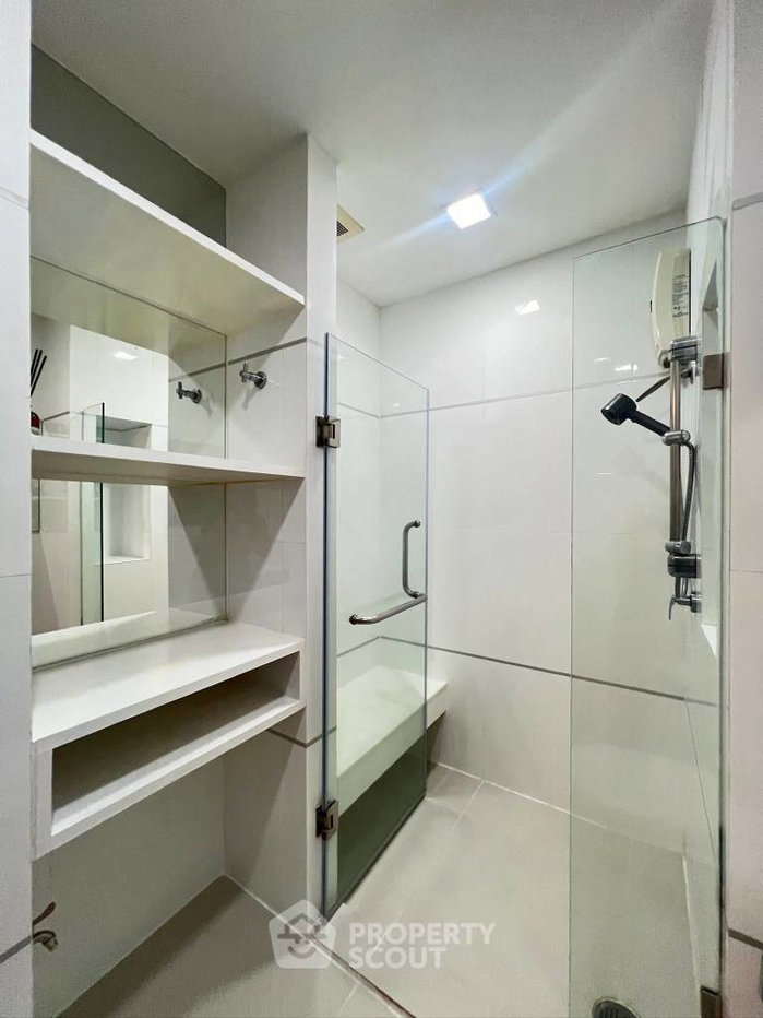 รูป คอนโด 1 ห้องนอน ชั้น 16 ที่ Thru Thonglor ย่านบางกะปิ (ID 2338706) - รูปที่ 12/13