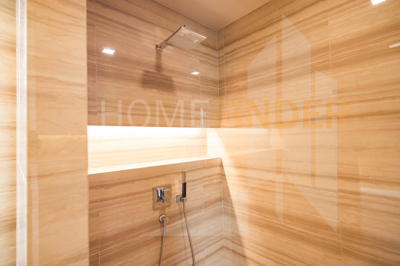 รูป Penthouse Condominium 2 4 bedrooms, for rent - รูปที่ 32/136