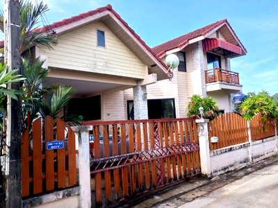 บ้านเดี่ยว ม.เกษตรศาสตร์ ศรีราชา : ขายบ้านเดี่ยว ใกล้โรงเรียนอัสสัมชัญ ศรีราชา เจ้าของขายเอง เฟอร์นิเจอร์ พร้อมเข้าอยู่
