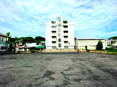 Land for rent โลตัสเอ็กเพลส(สุทธิสาร) : Lotus Phatthanakan 20 1 km. ARL Hua Mak 1.9 km. Land for rent 222sq.wa.near Rama 9 Road. The Nine Ra