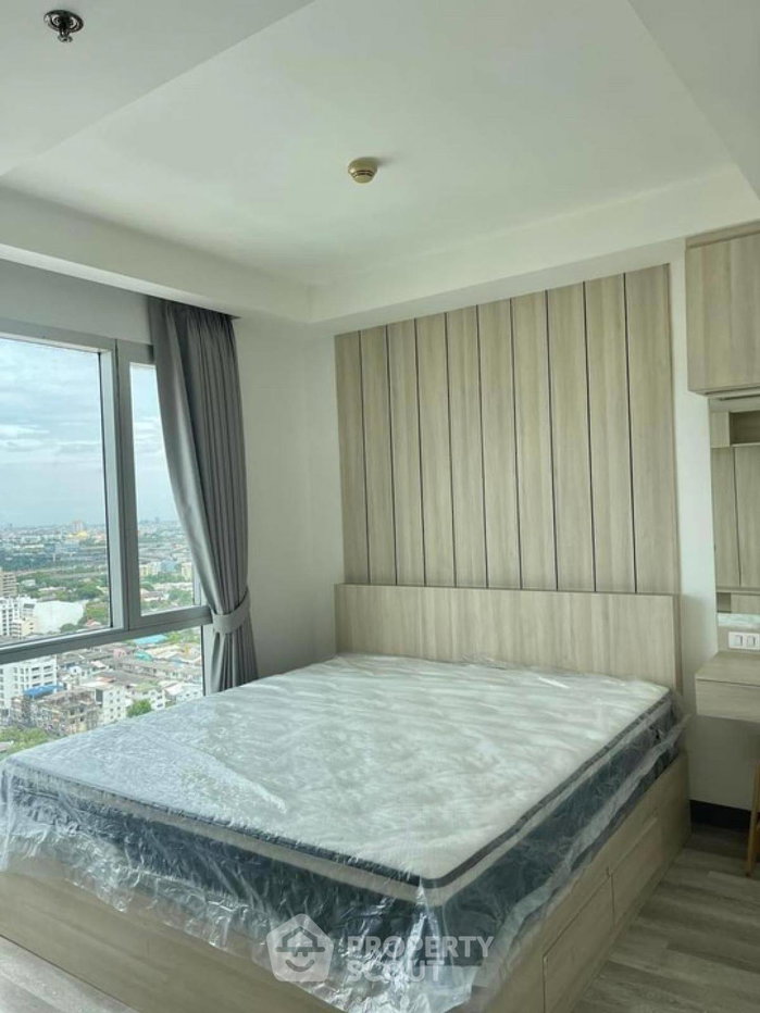 picture High-Floor 2-BR 62 Sqm Thru Thonglor Condo In Bang Kapi, Near MRT (ID 1893678) - 3/6