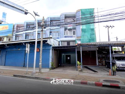 อาคารพาณิชย์ วิทยาลัยพณิชยการบางนา : อาคารพาณิชย์ 3 ชั้นครึ่งซอยลาซาล 37 ถนนลาซาลสุขุมวิท 105 ทำเลทอง