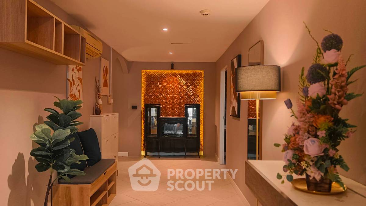 picture 3-BR 212 Sqm Condo For Sale At Executive Residence 4 ð Phratamnak (ID 2343116) - 9/23