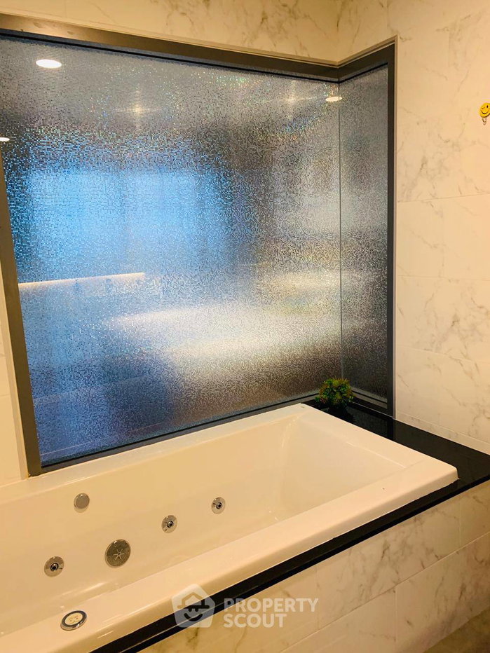 รูป คอนโด 2 ห้องนอน 81 ตร.ม. ขาย The Saint Residences ใกล้ MRT พหลโยธิน 100 ม. (ID 1104077) - รูปที่ 29/39