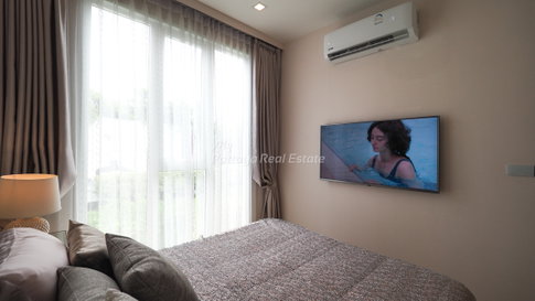 🛏️ 1 ห้องนอน - 🛁 1 ห้องน้ำ - 🏙️ Sea View - 🌏 ชื่อชาวต่างชาติ - 🏢 Marina Golden Bay Pattaya - รหัส: MGB03