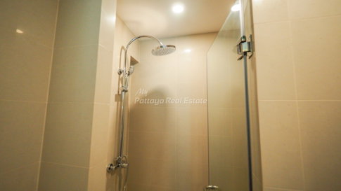 🛏️ Studio - 🛁 1 ห้องน้ำ - 🏙️ Sea View - 🌏 ชื่อชาวต่างชาติ - 🏢 The Riviera Jomtien Pattaya - รหัส: RJ36