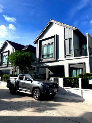 ทาวน์โฮม ระยอง :  Spacious Fully Furnished Townhouse / Investment Property / Ideal Long-Term Living