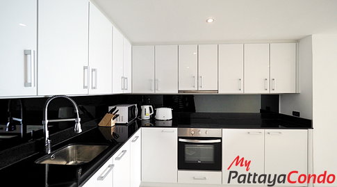 🛏️ 2 ห้องนอน - 🛁 2 ห้องน้ำ - 🏙️ Sea View - 🌏 ชื่อชาวต่างชาติ - 🏢 Sky Residences Pattaya - รหัส: AMR42