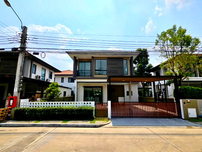 ขายบ้านเดี่ยว : บ้านเดี่ยว แต่งใหม่ สวยๆ โครงการแสนสิริ พร้อมเข้าอยู่ หมู่บ้าน ฮาบิเทีย ออร์บิต ถนนหทัยราษฎร์ คลองสามวา