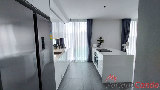 🛏️ 1 ห้องนอน - 🛁 1 ห้องน้ำ - 🏙️ Sea View - 🇹🇭 ชื่อบริษัท - 🏢 The Point Pratumnak Pattaya - รหัส: POINT21