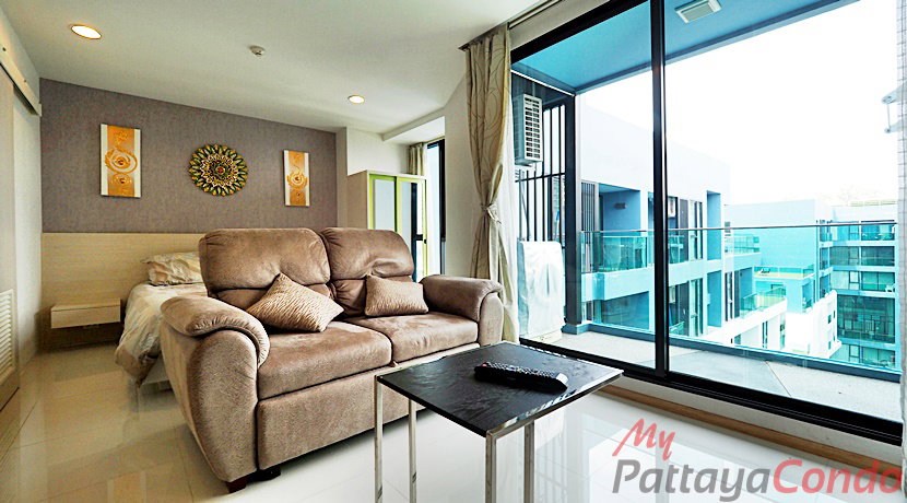 รูป 🛏️ Studio - 🛁 1 ห้องน้ำ - 🏙️ Pool View - 🇹🇭 ชื่อไทย - 🏢 Acqua Condominium Jomtien - รหัส: AQ14 - รูปที่ 3/12