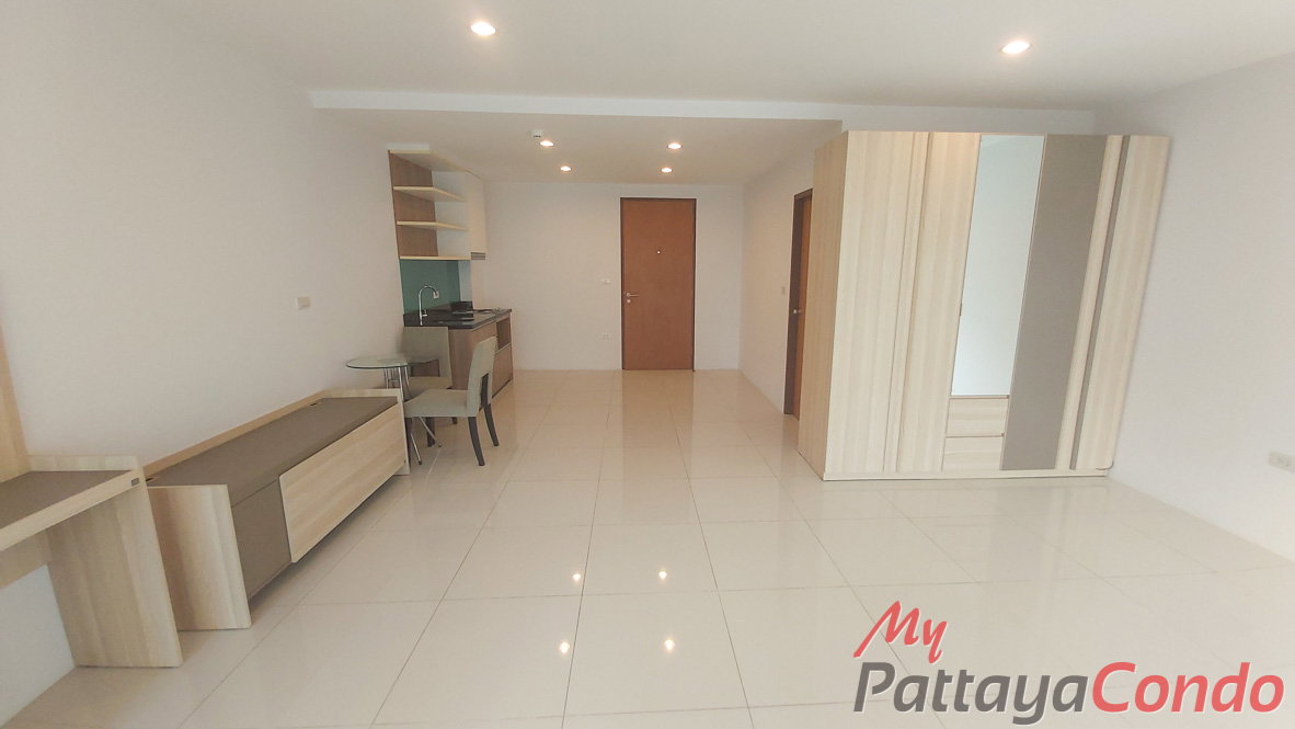 รูป 🛏️ Studio - 🛁 1 ห้องน้ำ - 🏙️ Pool View - 🇹🇭 ชื่อไทย - 🏢 Diamond Suites Resort Pattaya - รหัส: DS14 - รูปที่ 3/10