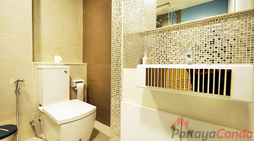 รูป 🛏️ Studio - 🛁 2 ห้องน้ำ - 🏙️ Pool View - 🇹🇭 ชื่อไทย - 🏢 Acqua Condominium Jomtien - รหัส: AQ15 - รูปที่ 8/12