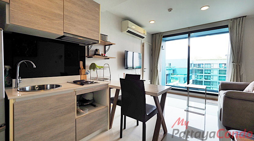 รูป 🛏️ Studio - 🛁 2 ห้องน้ำ - 🏙️ Pool View - 🇹🇭 ชื่อไทย - 🏢 Acqua Condominium Jomtien - รหัส: AQ15 - รูปที่ 9/12