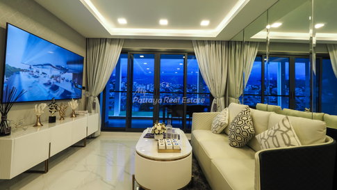 🛏️ 2 ห้องนอน - 🛁 2 ห้องน้ำ - 🏙️ City View - 🌏 ชื่อชาวต่างชาติ - 🏢 Grand Solaire Noble Pattaya - รหัส: GRANDN06