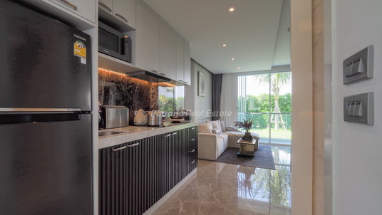 🛏️ 2 ห้องนอน - 🛁 2 ห้องน้ำ - 🏙️ Garden View - 🌏 ชื่อชาวต่างชาติ - 🏢 The Coral Pattaya - รหัส: CORAL03