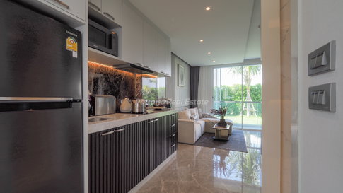 🛏️ 2 ห้องนอน - 🛁 2 ห้องน้ำ - 🏙️ Garden View - 🌏 ชื่อชาวต่างชาติ - 🏢 The Coral Pattaya - รหัส: CORAL03