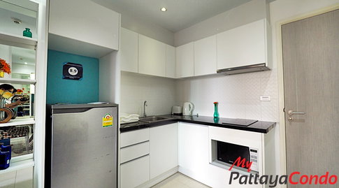 🛏️ 1 ห้องนอน - 🛁 1 ห้องน้ำ - 🏙️ Pool View - 🌏 ชื่อชาวต่างชาติ - 🏢 Atlantis Condo Resort Pattaya - รหัส: ATL10