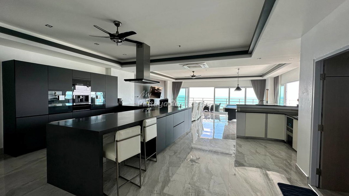 รูป 🛏️ 3 ห้องนอน - 🛁 3 ห้องน้ำ - 🏙️ Sea View - 🌏 ชื่อชาวต่างชาติ - 🏢 View Talay 7 Jomtien Beach Condominium - รหัส: VT706 - รูปที่ 4/23
