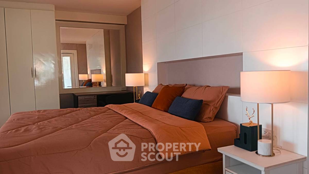 picture 3-BR 212 Sqm Condo For Sale At Executive Residence 4 ð Phratamnak (ID 2343116) - 16/23