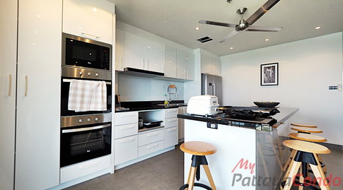🛏️ 3 ห้องนอน - 🛁 2 ห้องน้ำ - 🏙️ Sea View - 🌏 ชื่อชาวต่างชาติ - 🏢 Sky Residences Pattaya - รหัส: AMR74