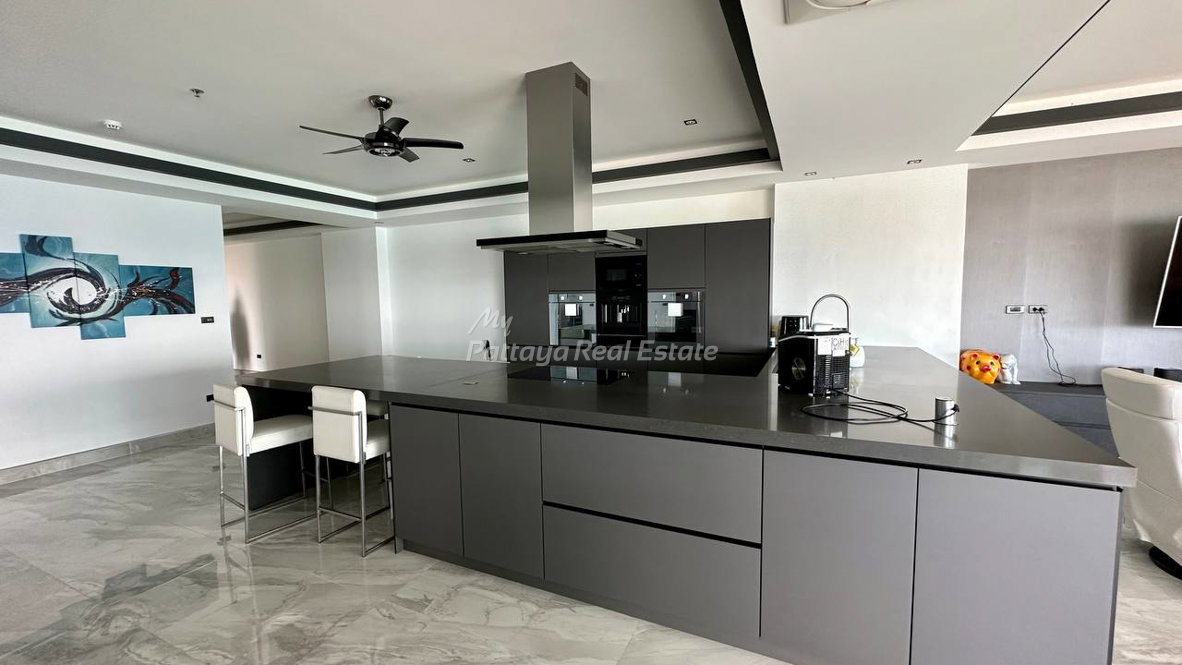 รูป 🛏️ 3 ห้องนอน - 🛁 3 ห้องน้ำ - 🏙️ Sea View - 🌏 ชื่อชาวต่างชาติ - 🏢 View Talay 7 Jomtien Beach Condominium - รหัส: VT706 - รูปที่ 1/23