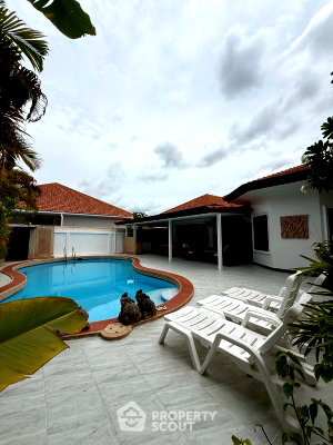 Houses for sale Hua Hin Bus Station : 3-Bed Villa 190 Sqm For Sale Moobaan Orchid Villa, Nong Kae (ID 2346072)