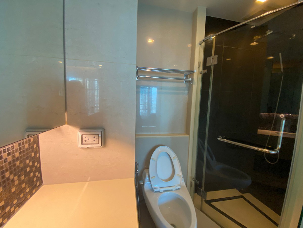 รูป The Address asoke, 1B1B, 47sqm,asking25k,19FL - รูปที่ 5/7