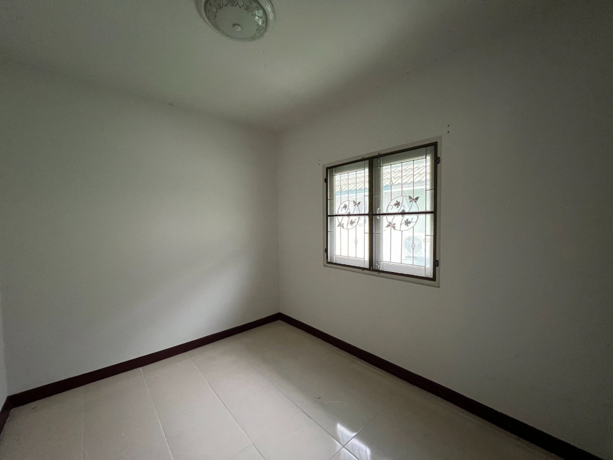รูป JK2 6064203 : หมู่บ้านพฤกษา บี - รูปที่ 11/12