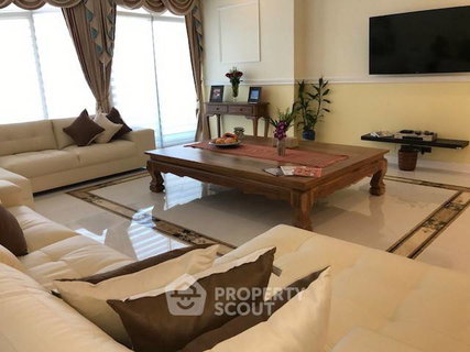 รูปภาพ High-Floor 3-BR 235 Sqm At Baan Sathorn Chaopraya, BTS Krung Thon Buri (ID 465459)