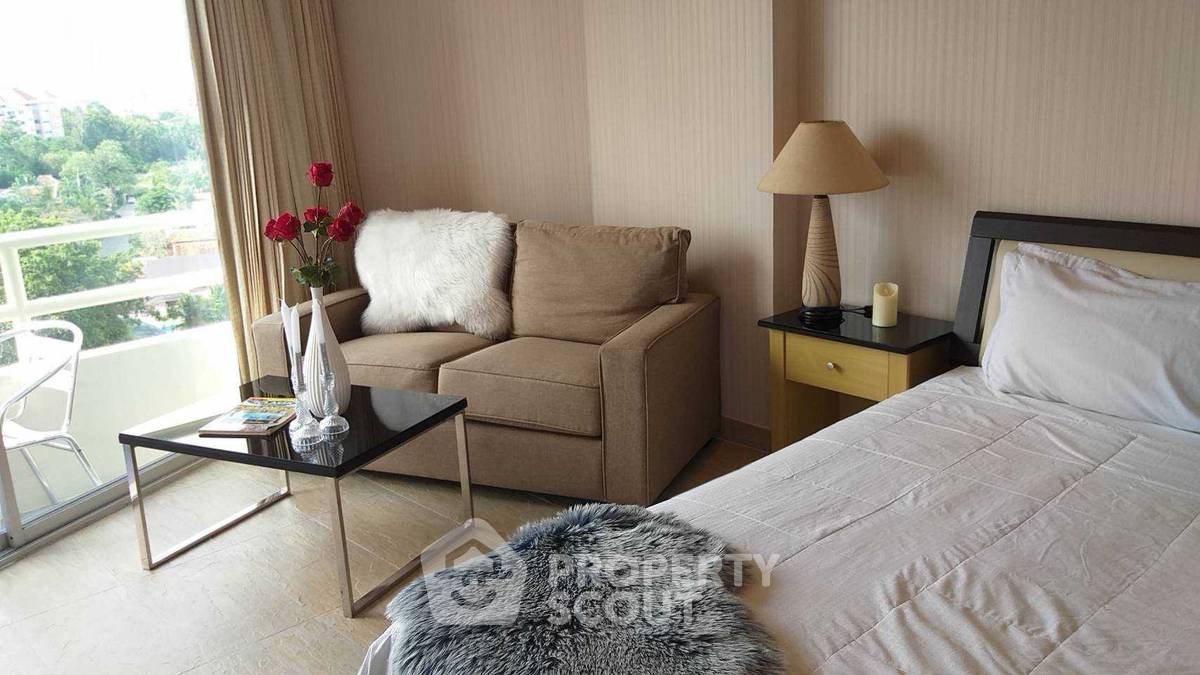 picture 1-BR Condo For Rent Nordic Residence, Phratamnak near Pattaya (ID 1104042) - 1/8