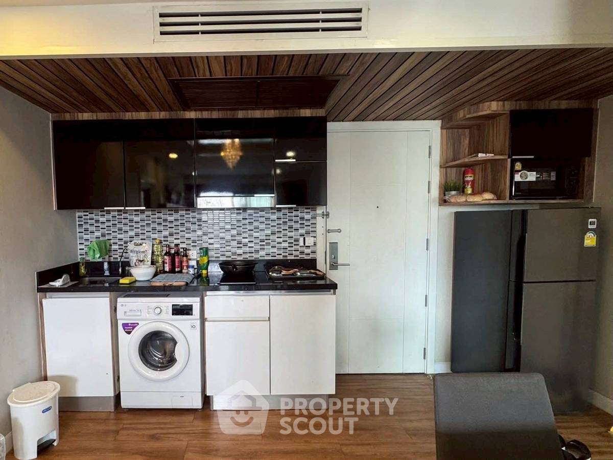 รูป ขายคอนโด 2 ห้องนอน Dusit Grand Park พัทยา (ID 2348912) - รูปที่ 5/16