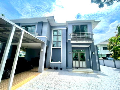บ้านเดี่ยวให้เช่า : P0297 ให้เช่าบ้านเดี่ยวแต่งสวย วิวทะเลสาบ – หมู่บ้านมาสเตอร์พีซ พระราม 9