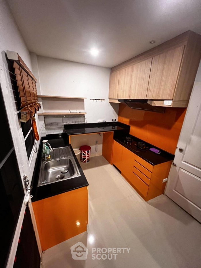 รูป บ้าน 4 ห้องนอน ขาย ใน เซนโทร รามอินทรา 109 ใกล้บางชัน (ID 1594892) - รูปที่ 9/28