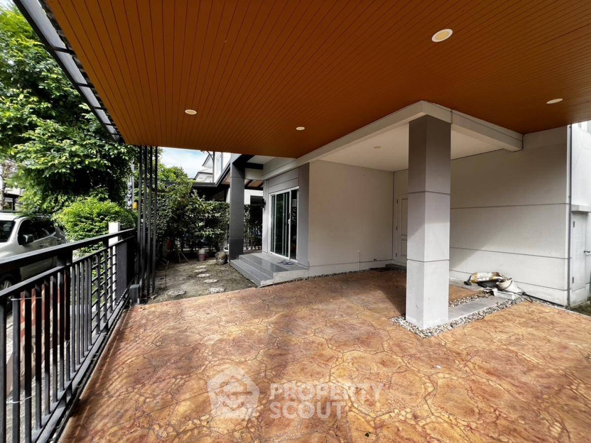 รูป บ้าน 4 ห้องนอน ขาย ใน เซนโทร รามอินทรา 109 ใกล้บางชัน (ID 1594892) - รูปที่ 28/28