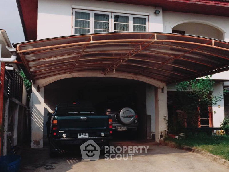 Townhouses for sale : 5-BR Townhouse For Sale At LUXE 35 Ratchada-Ladprao, Chan Kasem (ID 2354218)
