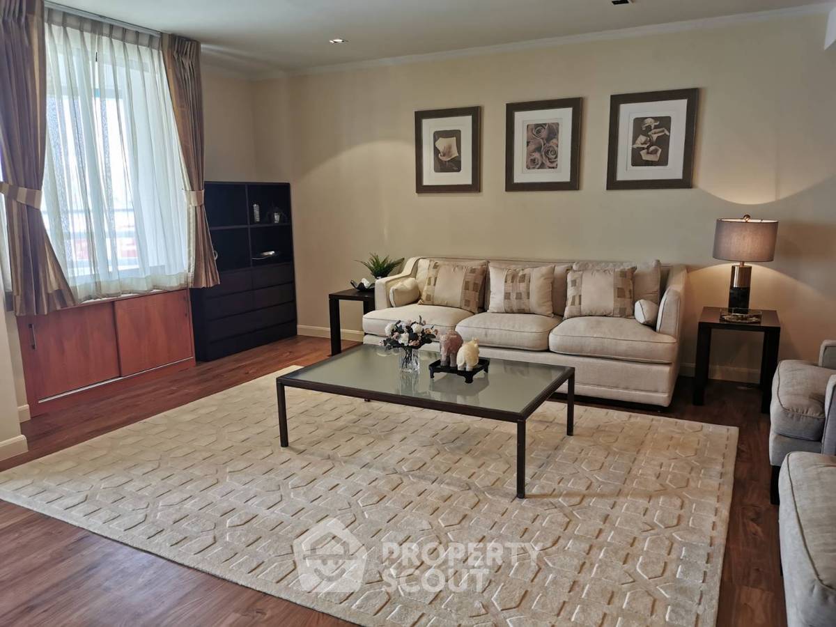รูป คอนโด 2 ห้องนอน 185 ตร.ม. ลาส โกลรินาส ใกล้ BTS อโศก 100 ม. (ID 566951) - รูปที่ 2/20