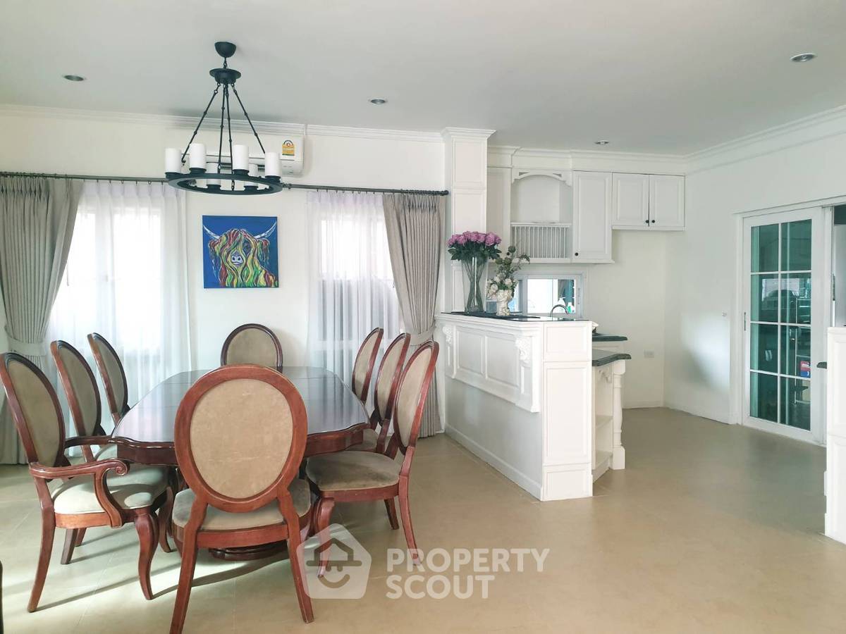 รูป บ้านให้เช่า 4 ห้องนอน 350 ตร.ม. ย่านดอกไม้ พรเวศ กรุงเทพมหานคร (ID 880953) - รูปที่ 14/35