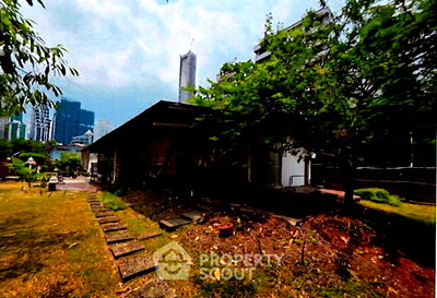 ที่ดิน BTS อโศก : ที่ดินขายพร้อมเลี้ยงสัตว์ได้ ขนาด 372 ตร.ม. ใกล้ MRT สุขุมวิท (ID 2353947)