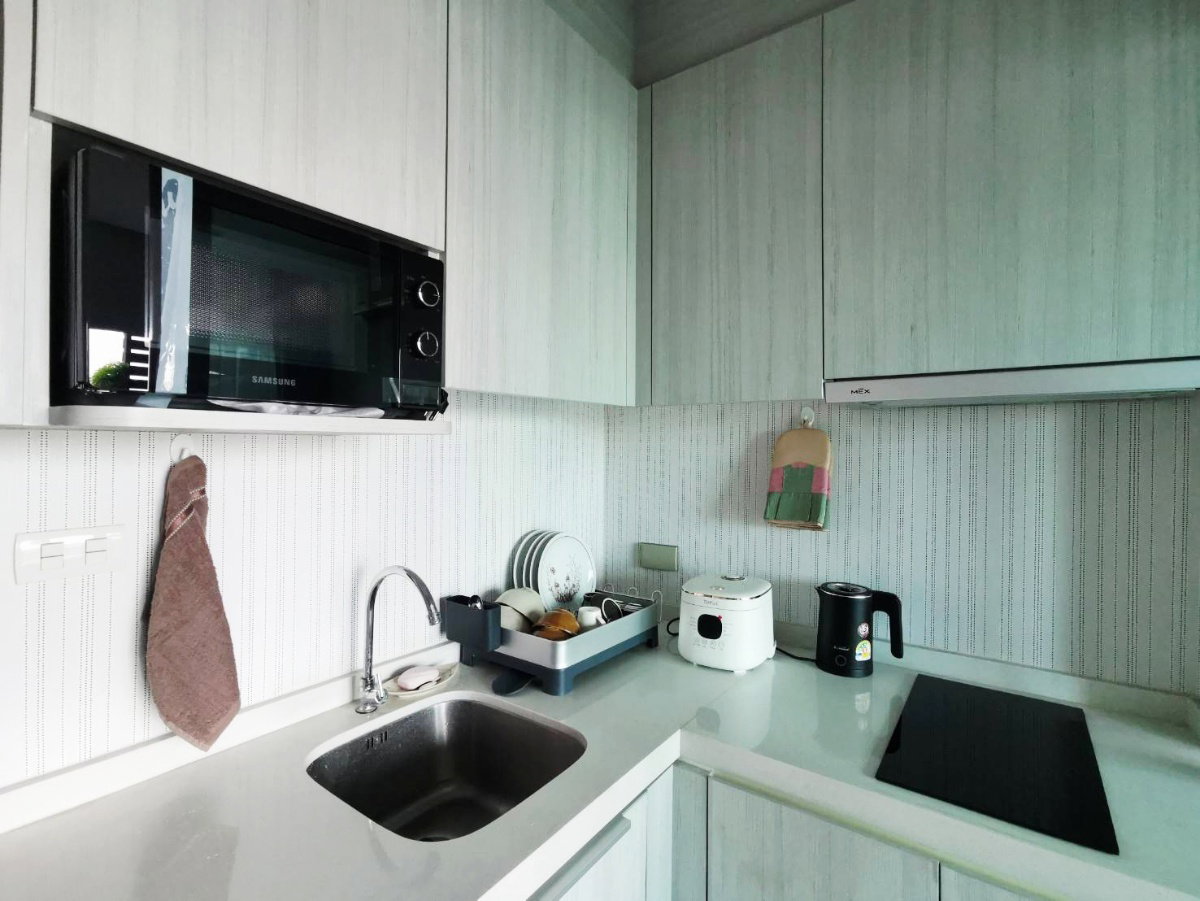 picture 6 month rent least 📌 The Prio  Condo for Rent ! Mountian View ,Walk to CentralAirport 500m.,Near Chiangmai Airport . - 7/11