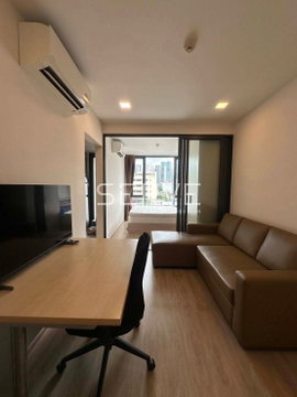 1 Bed 1 Bath High Floor Fully furnished Good Location Close to MRT Sam Yan 270 m. @ The Nest Chula Samyan