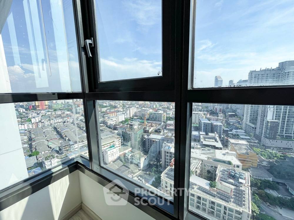 รูป คอนโด 1 ห้องนอน 35 ตร.ม. ชั้น 26 ที่ XT ห้วยขวาง ใกล้ MRT ห้วยขวาง 100 ม. (ID 1964145) - รูปที่ 10/11