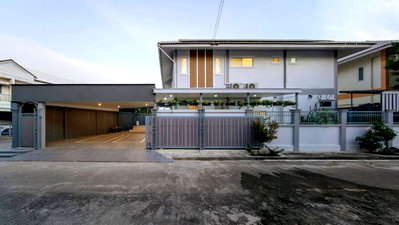 ขายบ้านเดี่ยว : ขายบ้านทำเลดี ในหมู่บ้านเวิร์ลคลับแลนด์-เชียงใหม่  รีโนเวทตกแต่งใหม่ทั้งหมด บ้านสภาพดีมาก พื้นเป็นหินจริงทั้งหมด T.0946511456