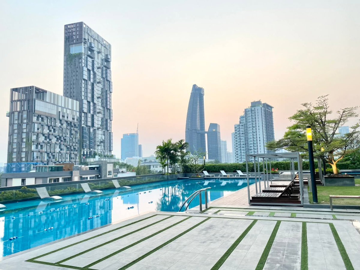 picture Condo For Rent //  Siri at Sukhumvit - 15/18